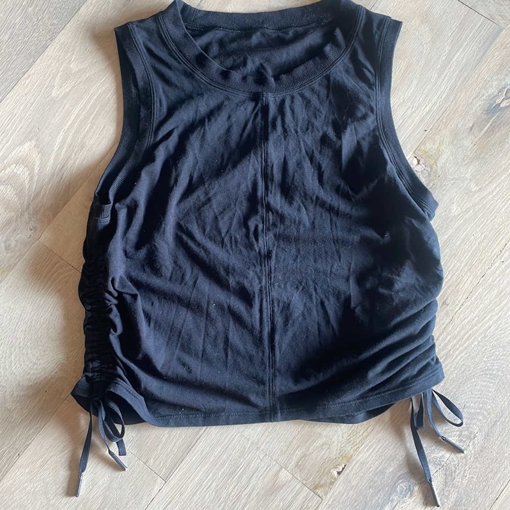 Lululemon Cinch side Sleeveless Top Size 4